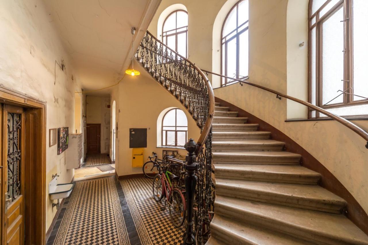 Regal Retreat Intimate Elegance Near Schoenbrunn Palace Vienna Esterno foto