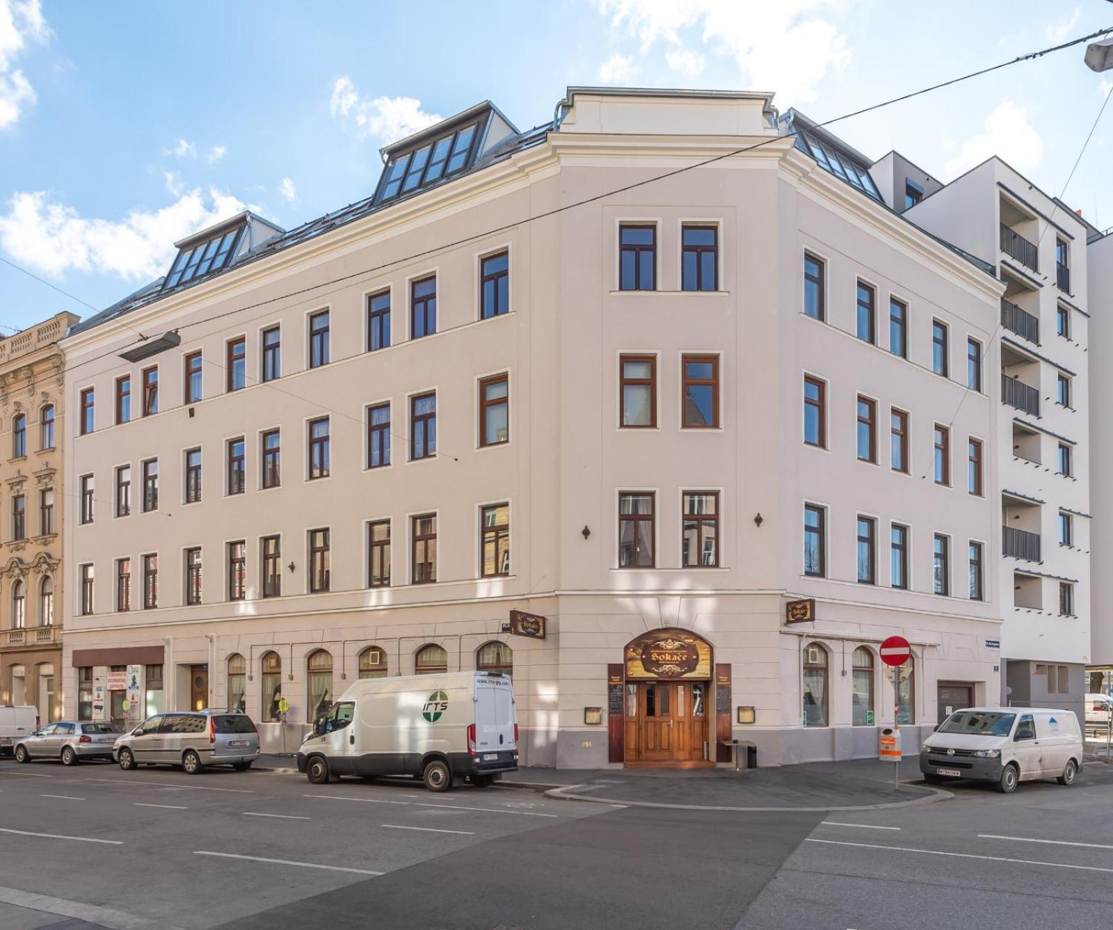 Regal Retreat Intimate Elegance Near Schoenbrunn Palace Vienna Esterno foto